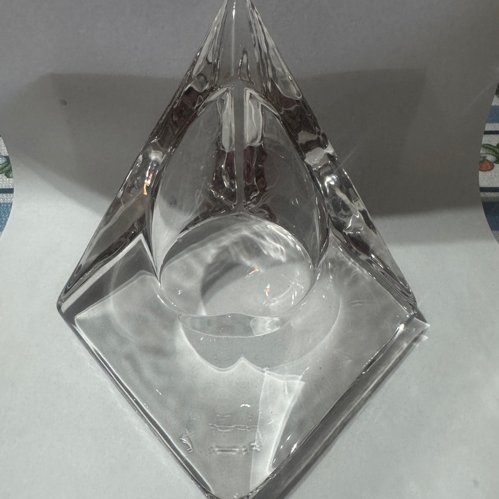 Elegant Clear Glass Pyramid Sculpture
